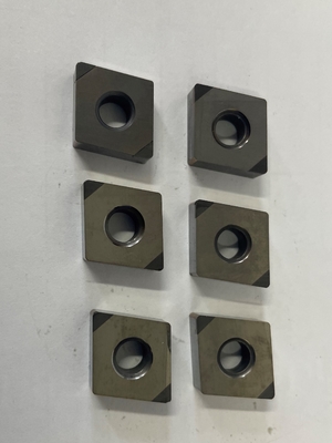 L'outil cubique de rotation de nitrure de bore insère la stabilité thermique adaptée aux besoins du client