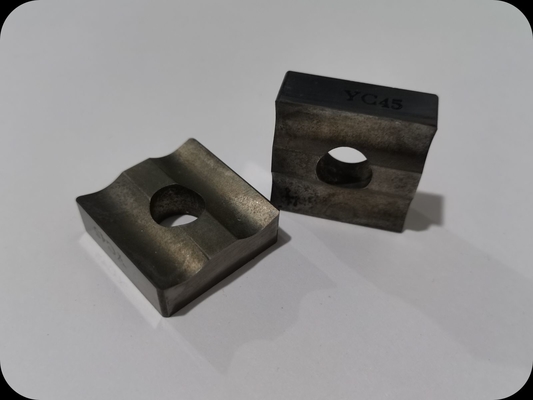 L'exploitation du carbure YC45 insère la lame de coupe argentée de commande numérique par ordinateur de couleur pour l'acier moulé