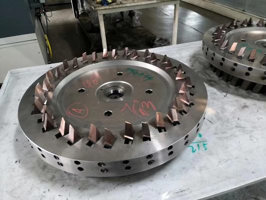Lame de coupeur de carbure de trois visages pour la coupe de pignon conique de l'usine de la Chine